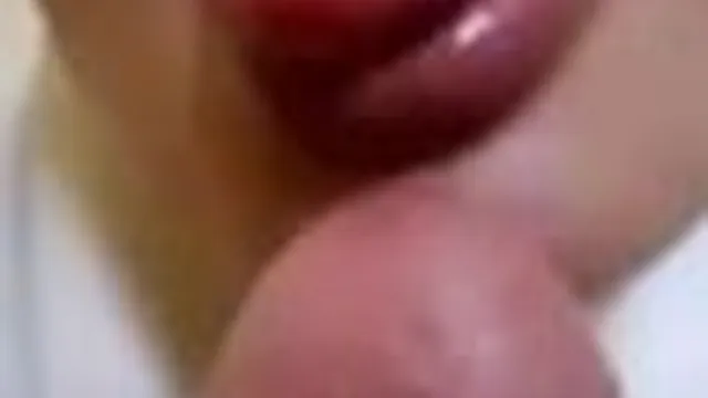 طالبة مدرسة محجبة تعرف لحس الزب كويس - سكس عربي