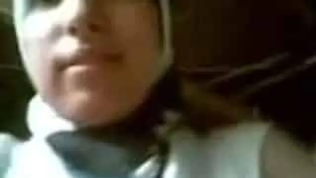 عراقية محجبة كسها يخاف من الأصبع - سكس عراقي