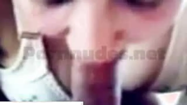 مصرية بتجرب تمص زبر حبيبها وتشوف اذا قوي ينيكها ولا لأ - سكس مصري