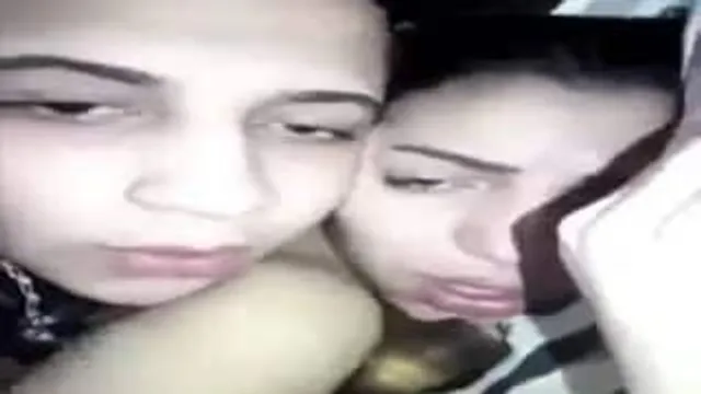 سكس مراهقين - انتي ايه؟ انا شرموطة وهايجة ومتناكه - سكس مصري