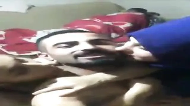 محجبات وسحاق سكس تركي اصدقاء في حفلة سكس